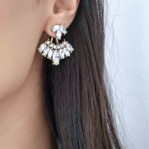 2/$20!Antiqued Gold/Crystal Fan w/Jackets Earrings - Picture 2 of 9